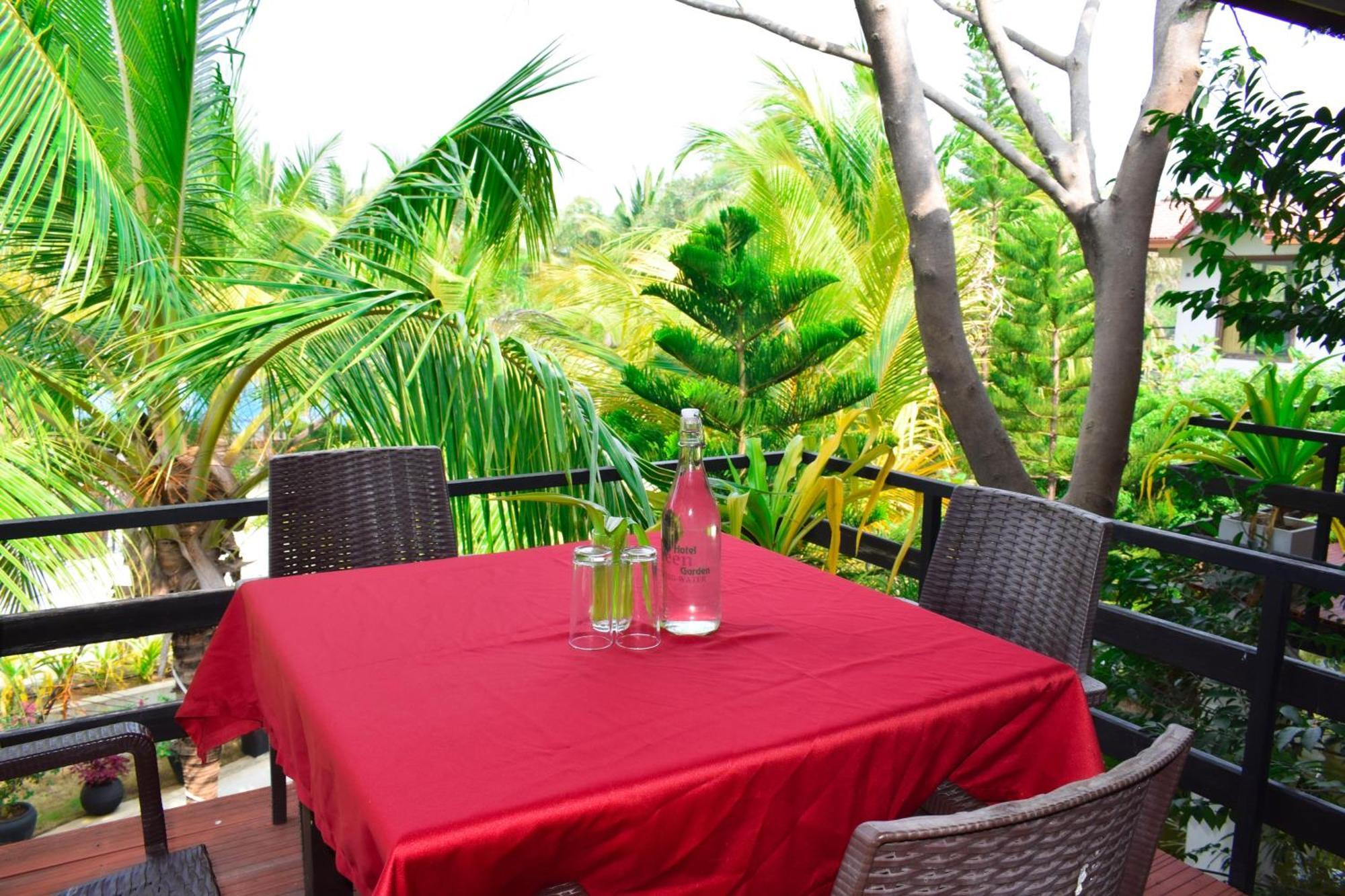 Hotel Green Garden Trincomalee Exterior foto