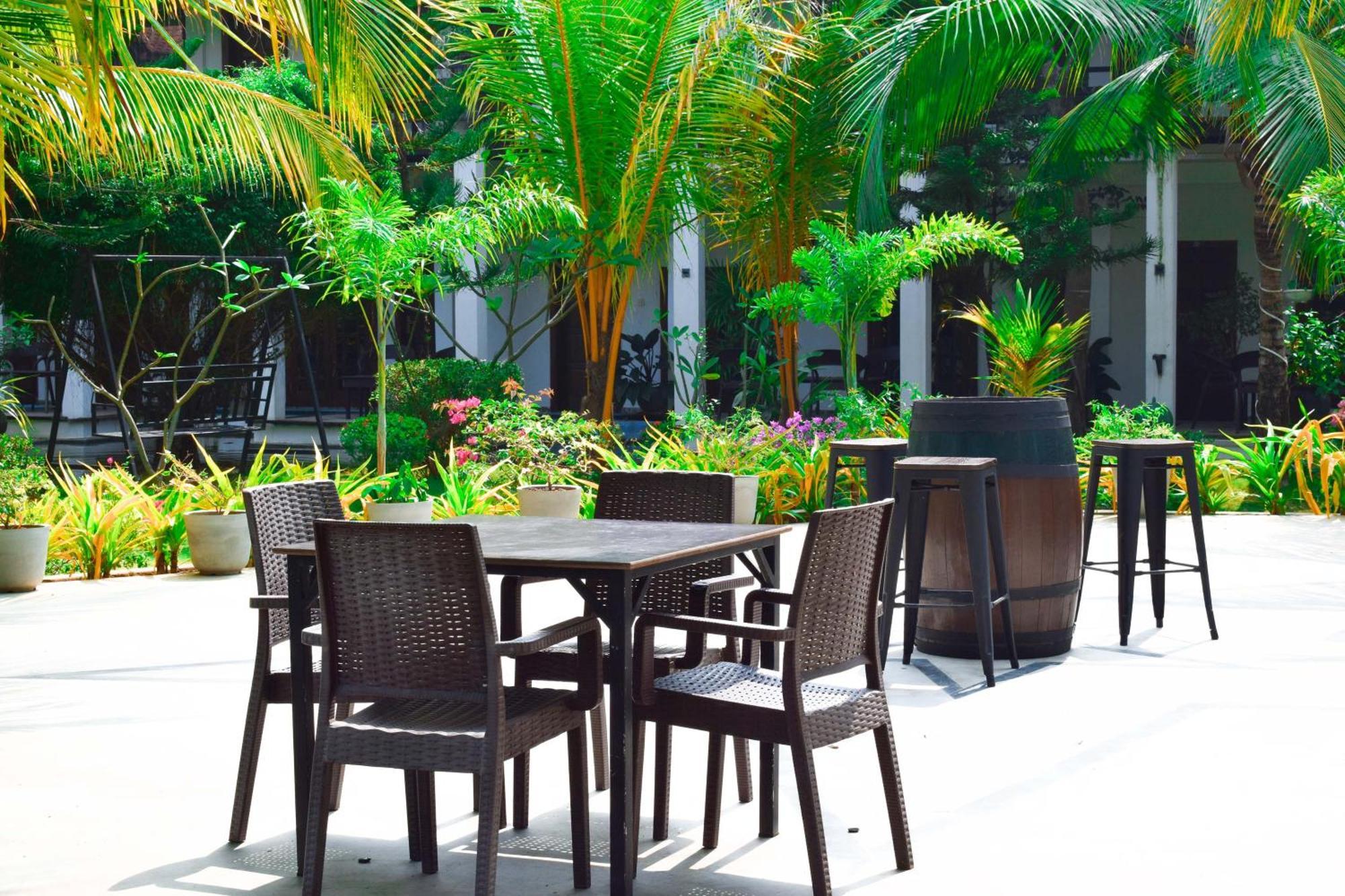 Hotel Green Garden Trincomalee Exterior foto