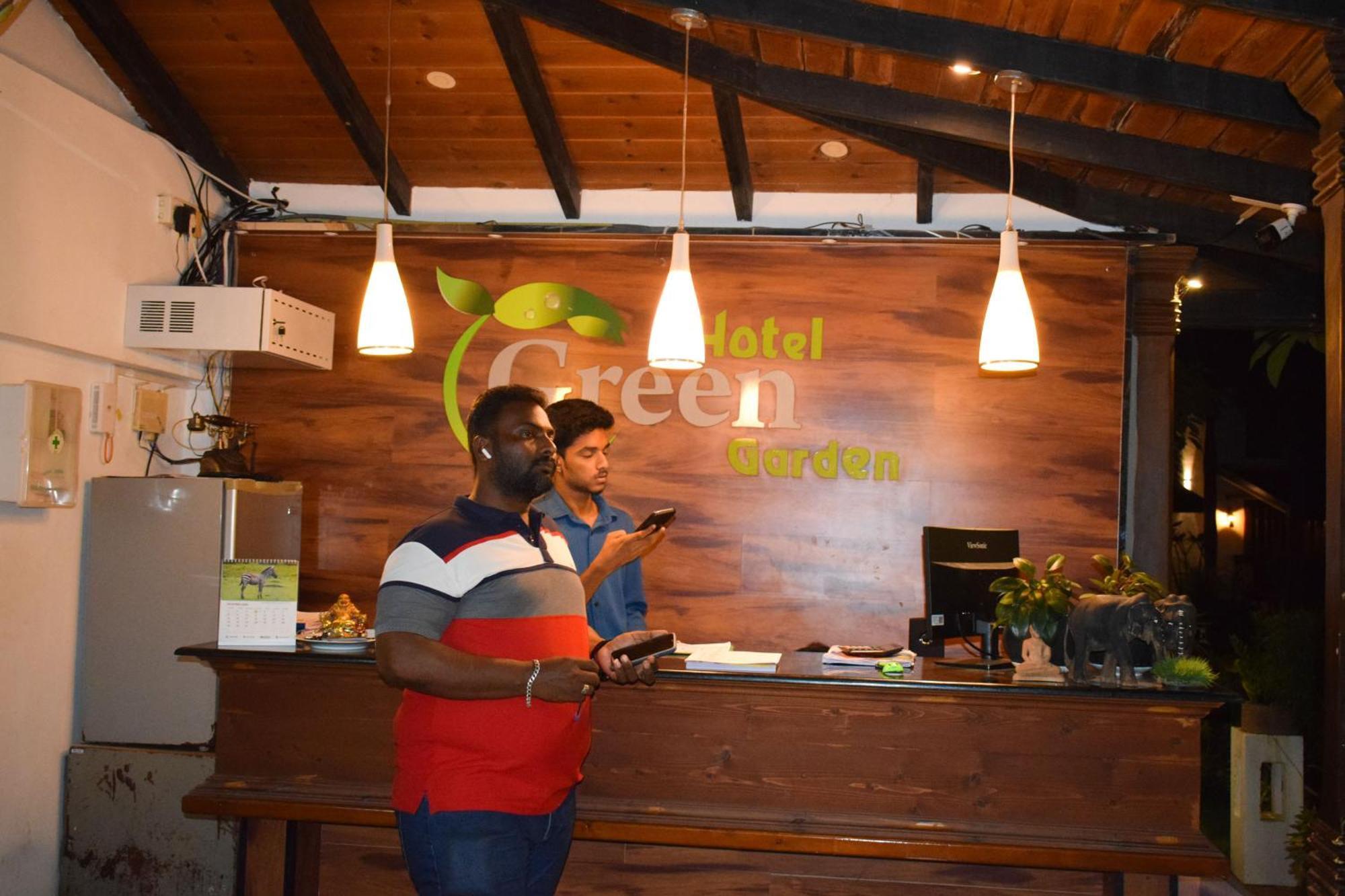 Hotel Green Garden Trincomalee Exterior foto